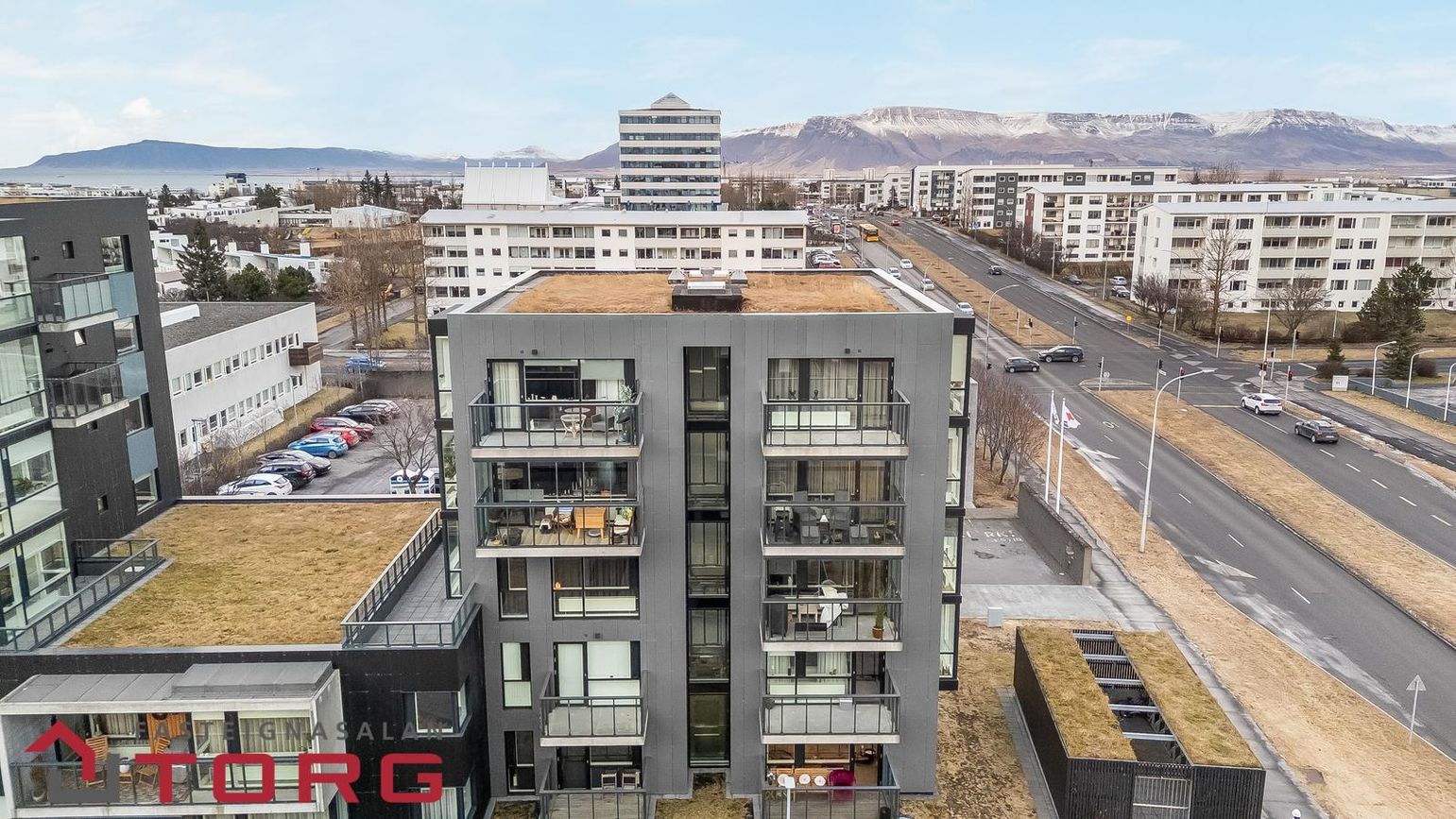 Efstaleiti 11, 103 Reykjavík