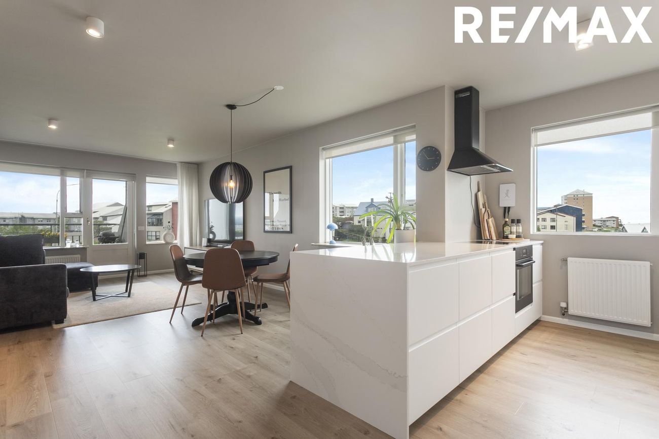 Móabarð 34, 220 Hafnarfjörður