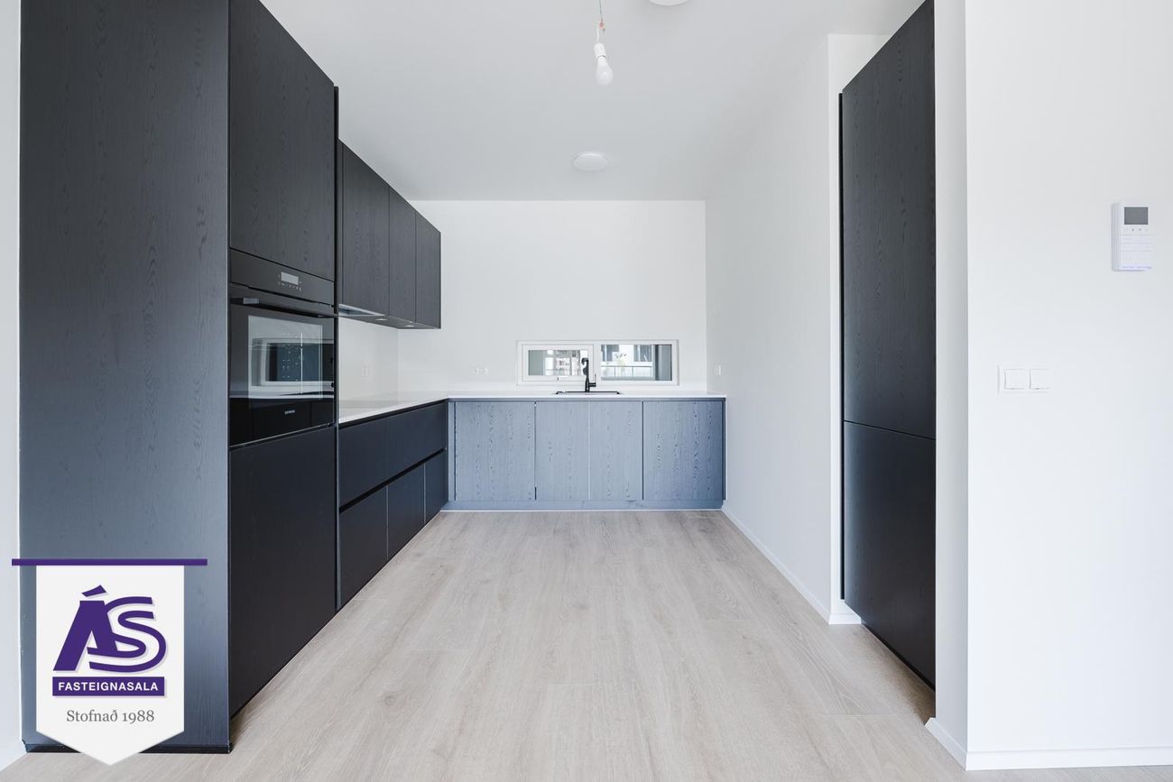 Baughamar 3 - 0402, 221 Hafnarfjörður