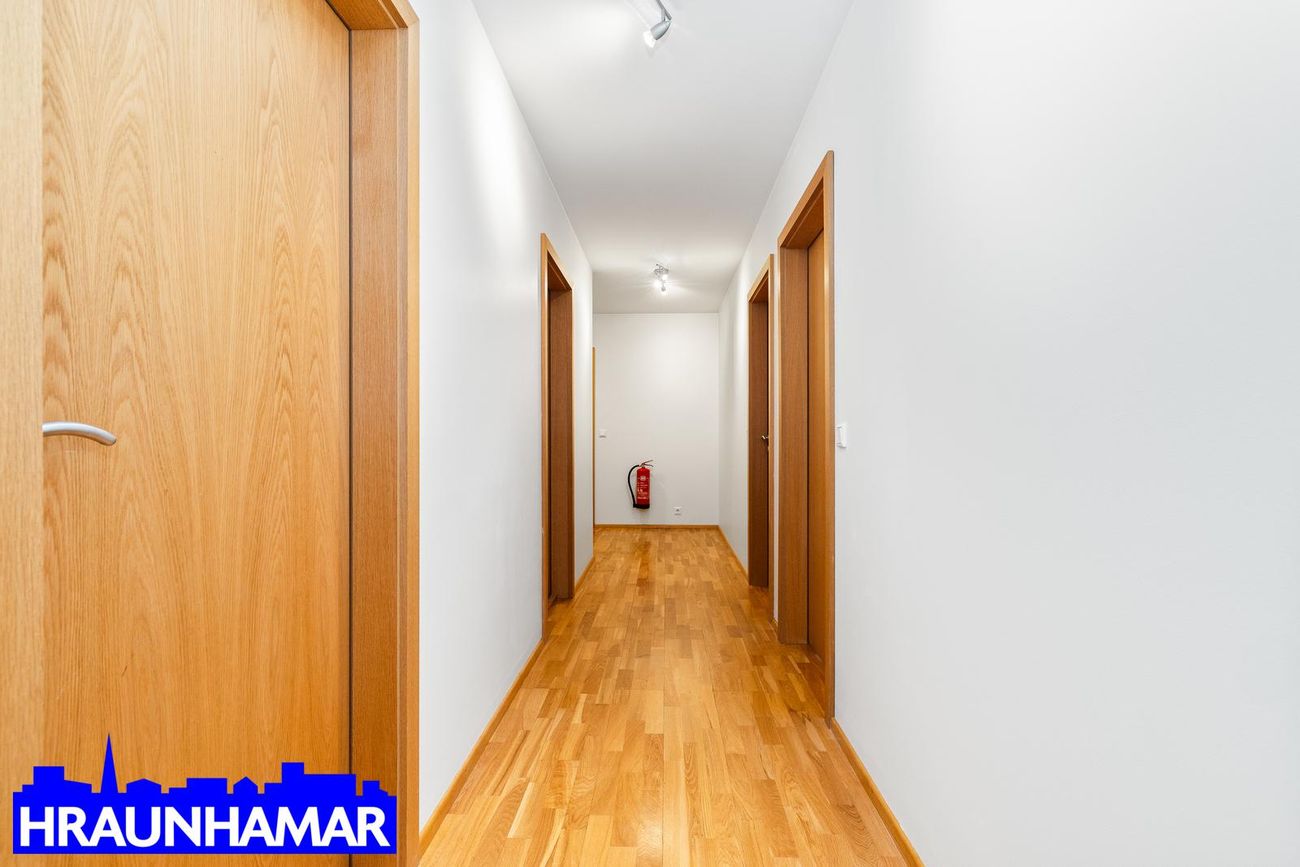 Flatahraun 1, 220 Hafnarfjörður