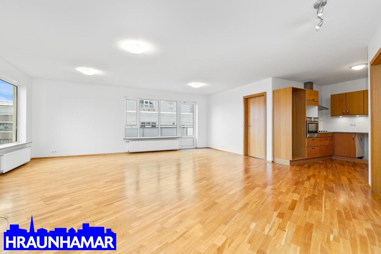 Flatahraun 1, 220 Hafnarfjörður