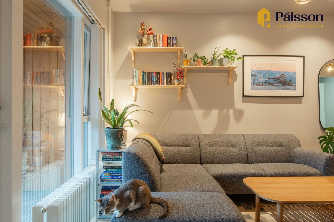 Hverfisgata 85, 101 Reykjavík