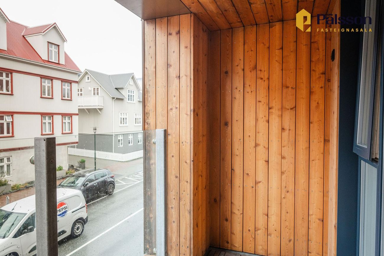 Hverfisgata 85, 101 Reykjavík