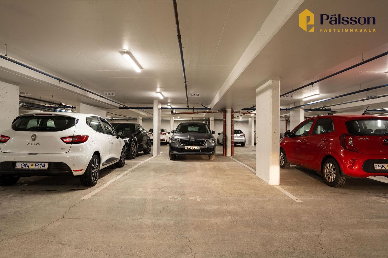 Hverfisgata 85, 101 Reykjavík
