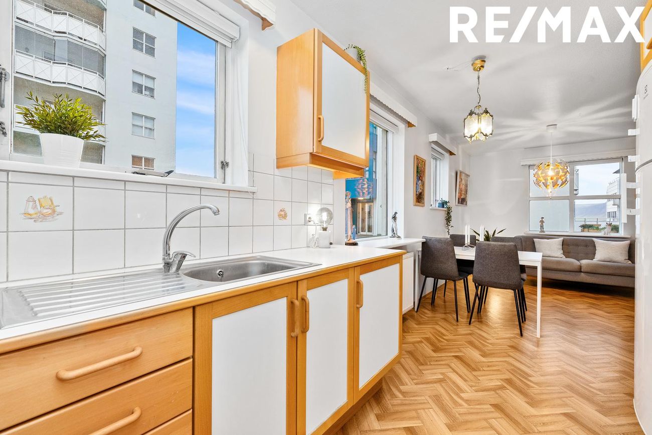 Skúlagata 40, 101 Reykjavík