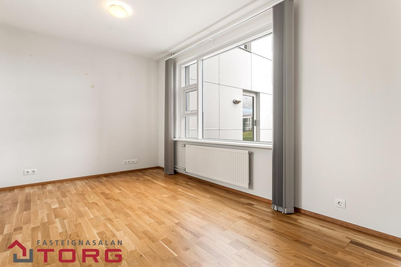 Strikið 10, 210 Garðabær