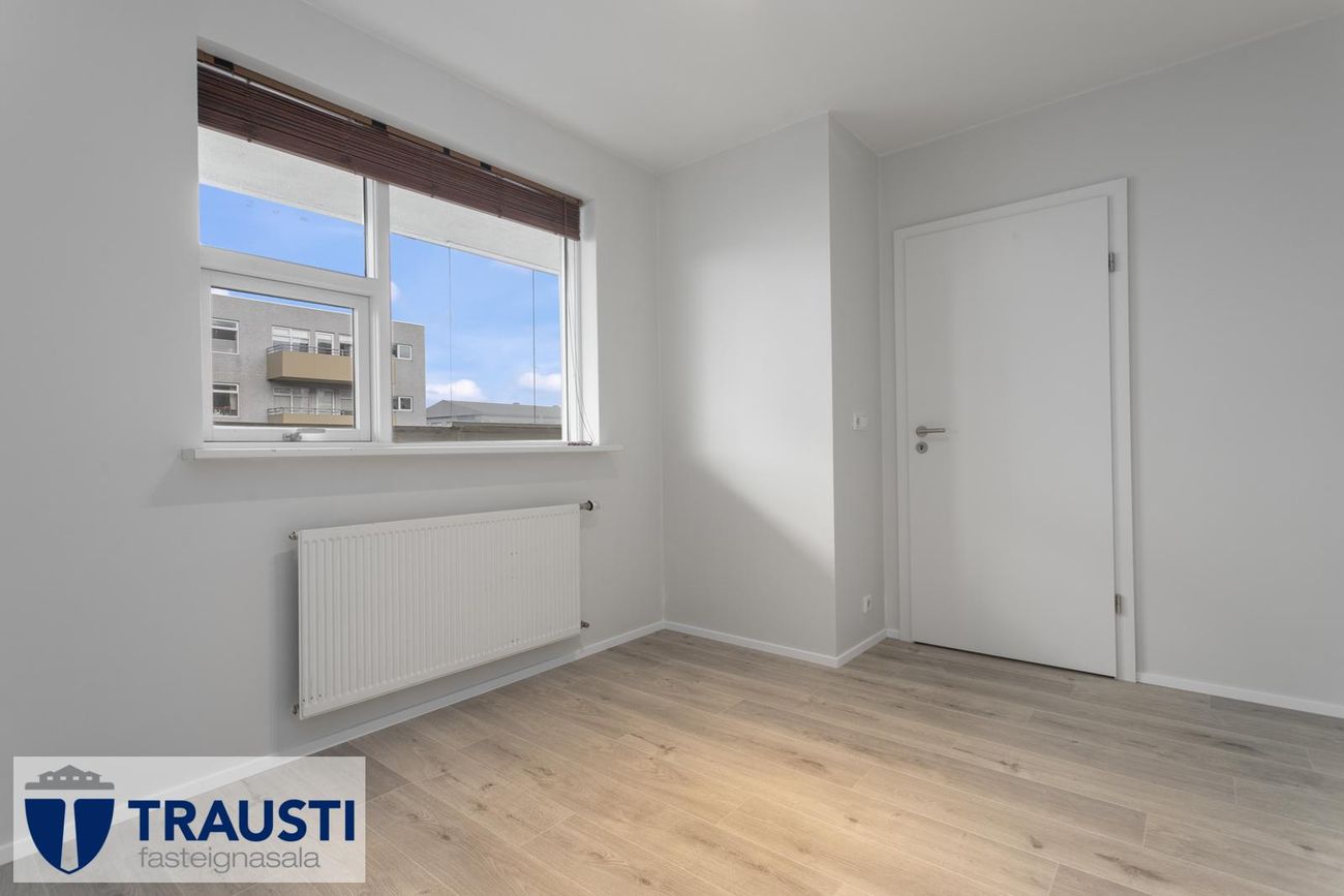 Eskivellir 7, 221 Hafnarfjörður