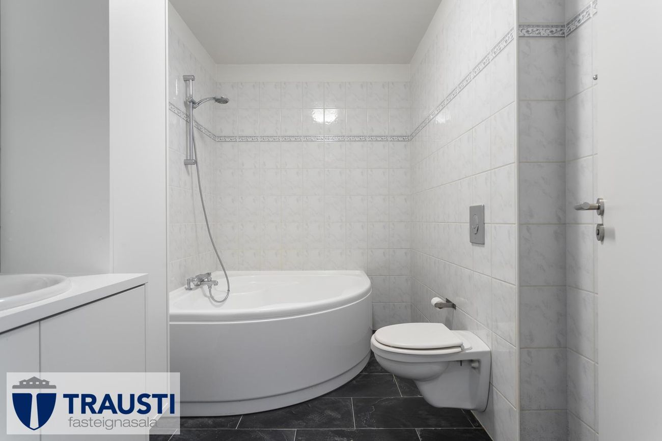 Eskivellir 7, 221 Hafnarfjörður