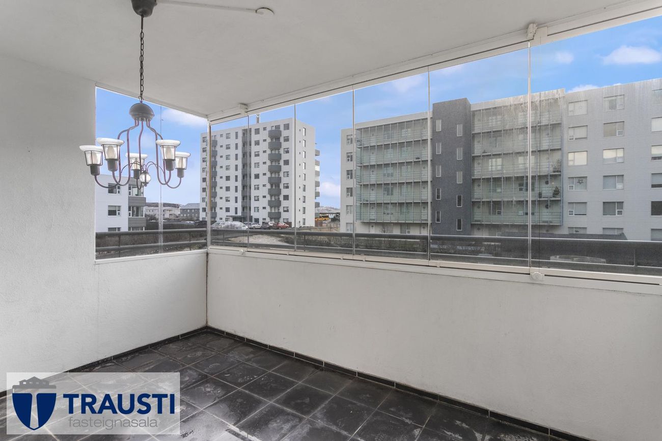 Eskivellir 7, 221 Hafnarfjörður