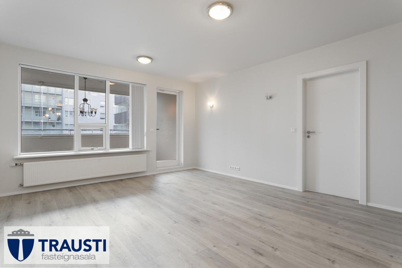 Eskivellir 7, 221 Hafnarfjörður