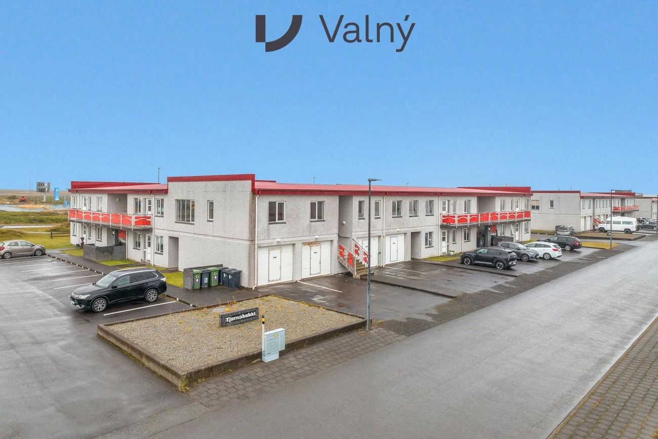 Tjarnabakki 14, 260 Reykjanesbær