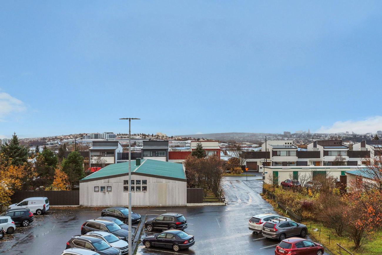 Vesturberg 98, 111 Reykjavík