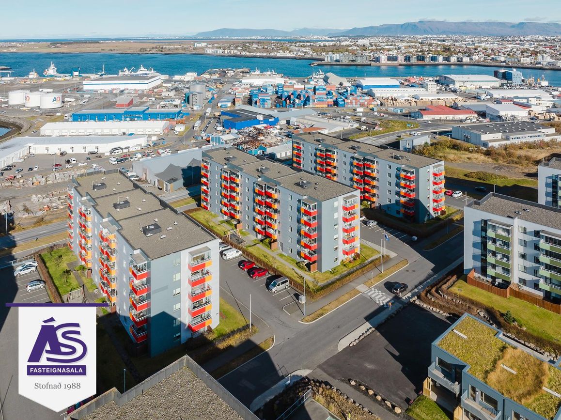 Skipalón 12 - 0104, 220 Hafnarfjörður