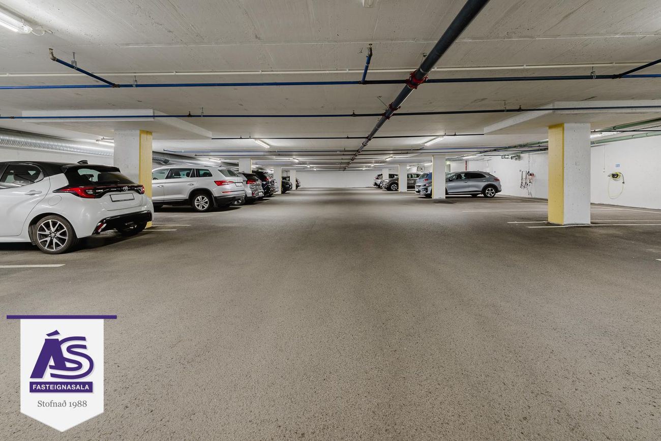 Skipalón 12 - 0104, 220 Hafnarfjörður