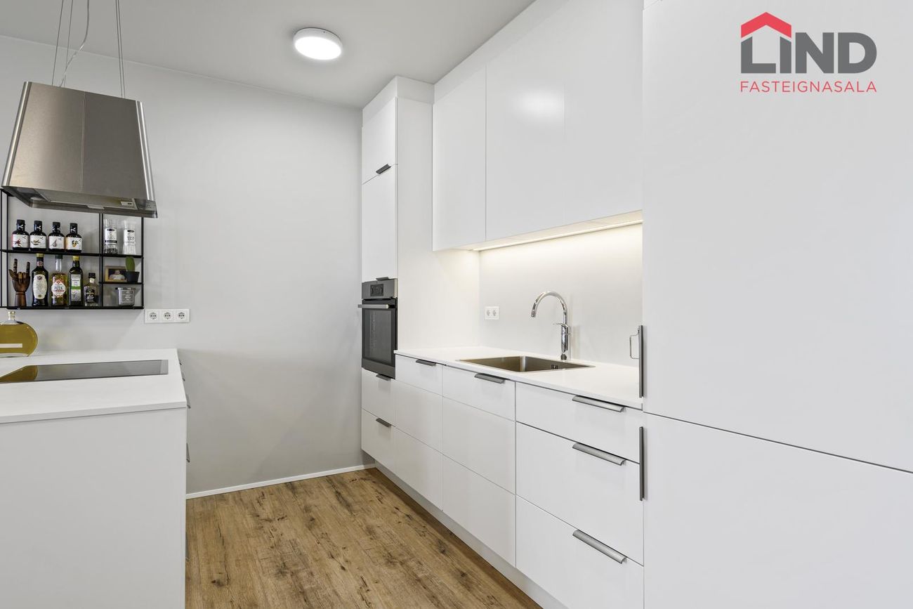 Hafnarbraut 12F - 0410, 200 Kópavogur