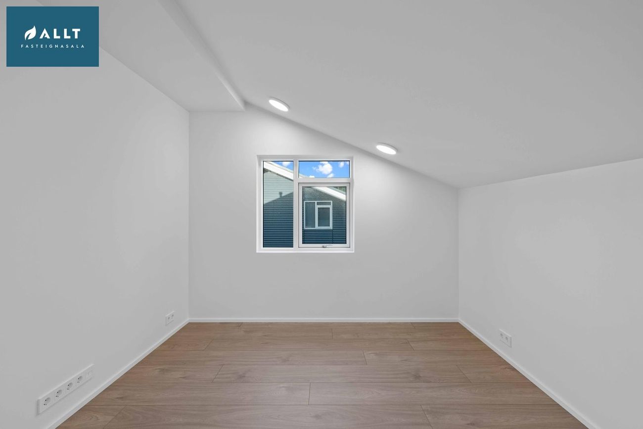 Brattahlíð 3A, 810 Hveragerði