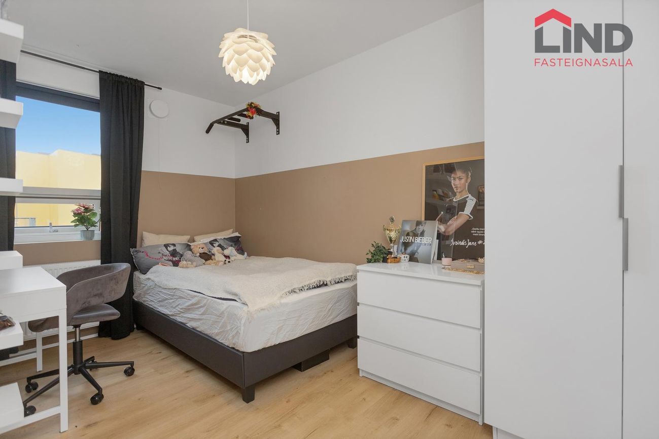Hafnarbraut 12F, 200 Kópavogur