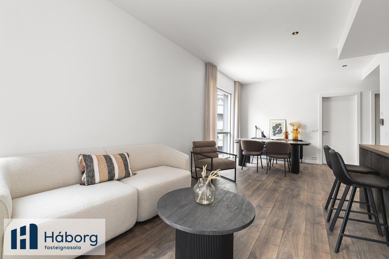 Grensásvegur 1F - 0501, 108 Reykjavík