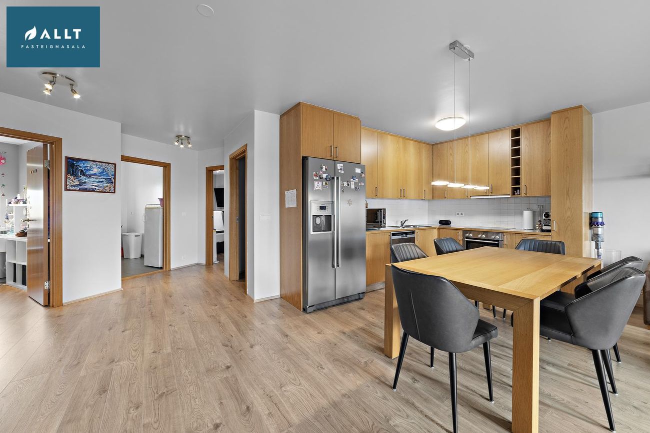 Tjarnabraut 8B, 260 Reykjanesbær