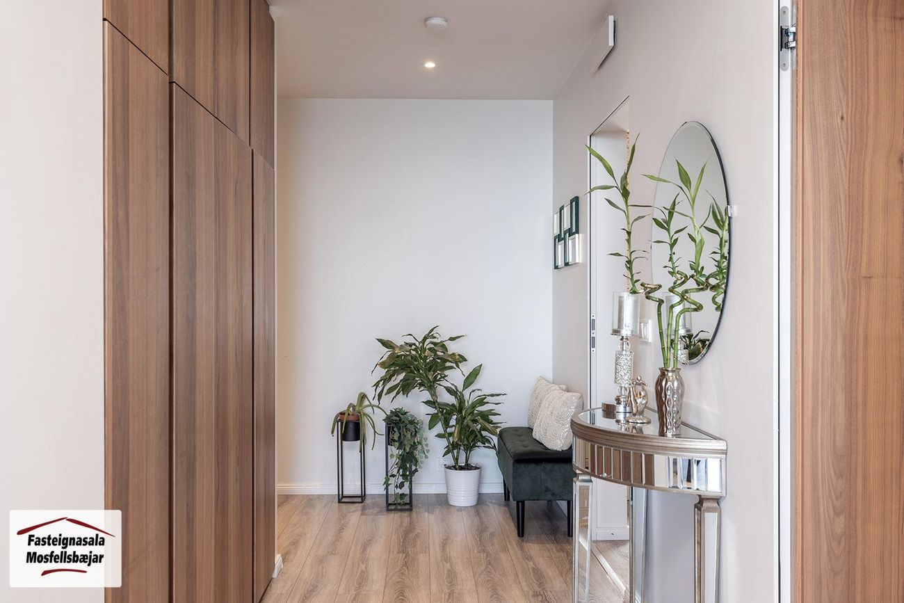Hallgerðargata 9, 105 Reykjavík