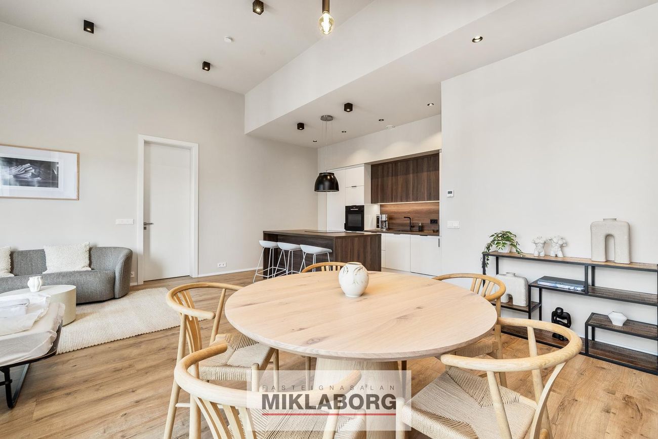 Grensásvegur 1E, 108 Reykjavík