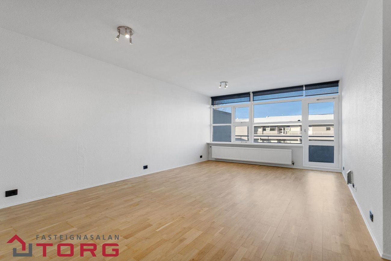 Langamýri 20, 210 Garðabær