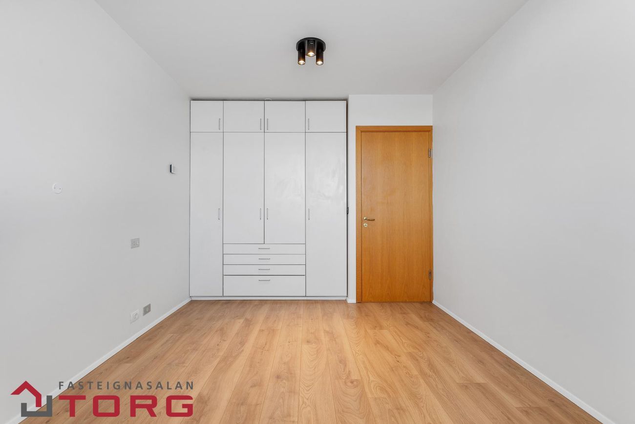 Langamýri 20, 210 Garðabær