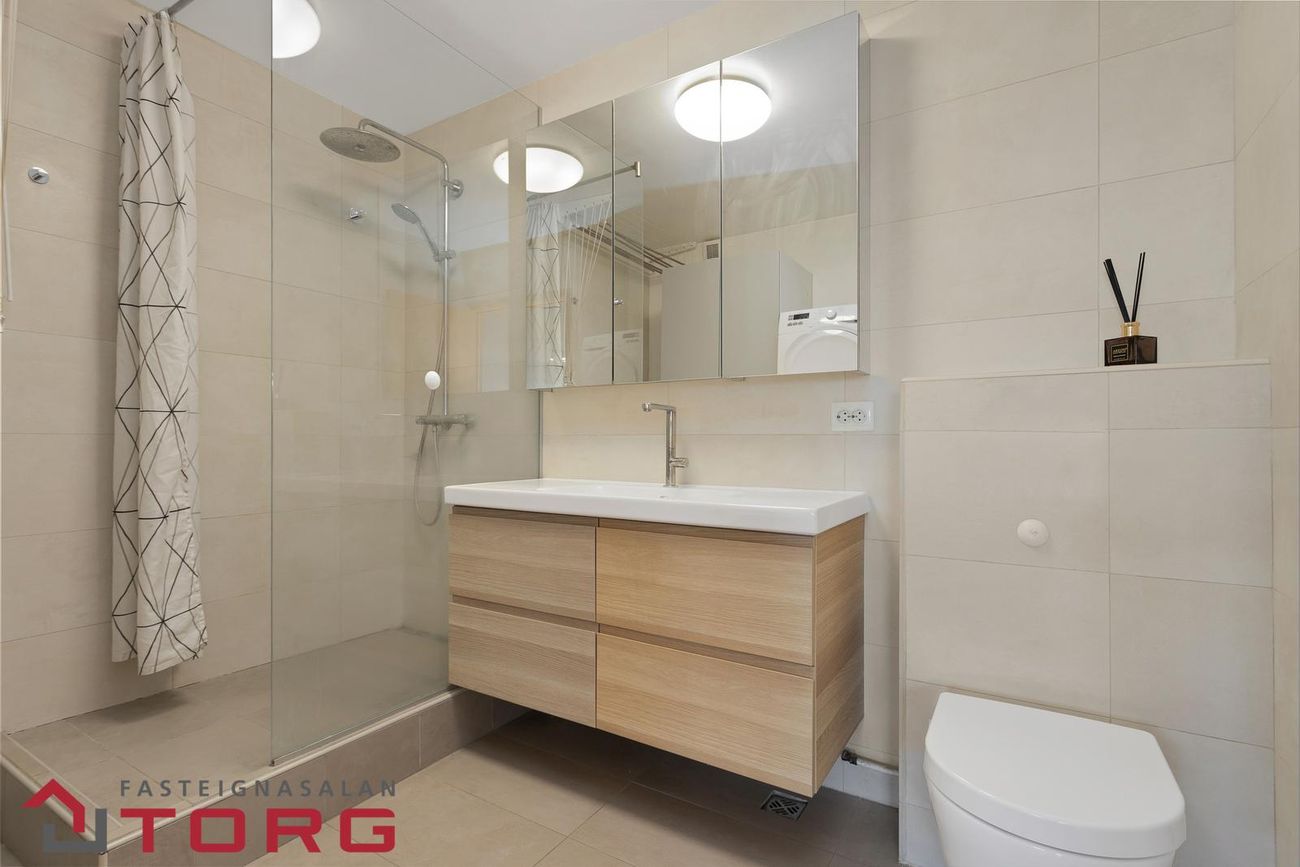 Langamýri 20, 210 Garðabær