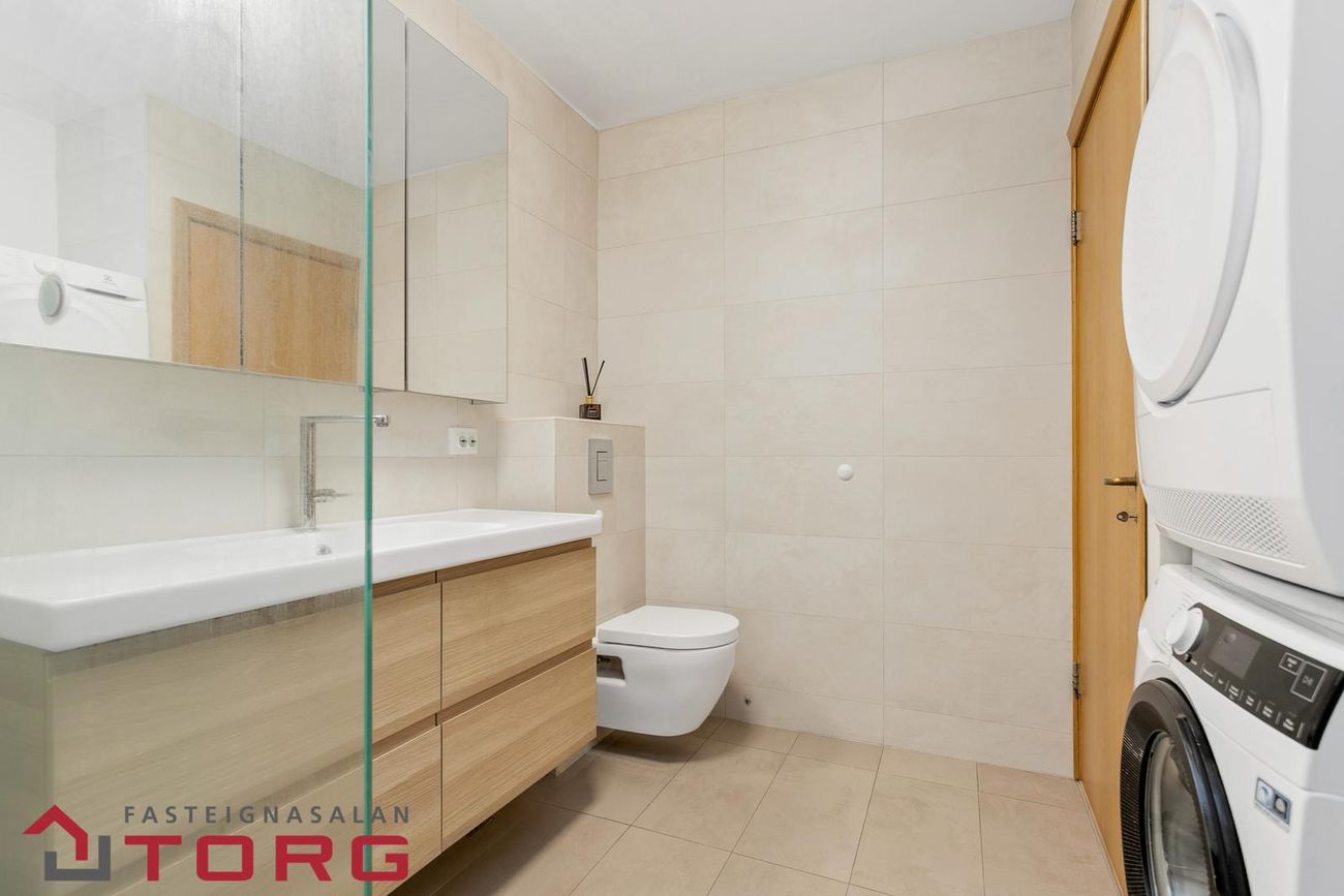 Langamýri 20, 210 Garðabær