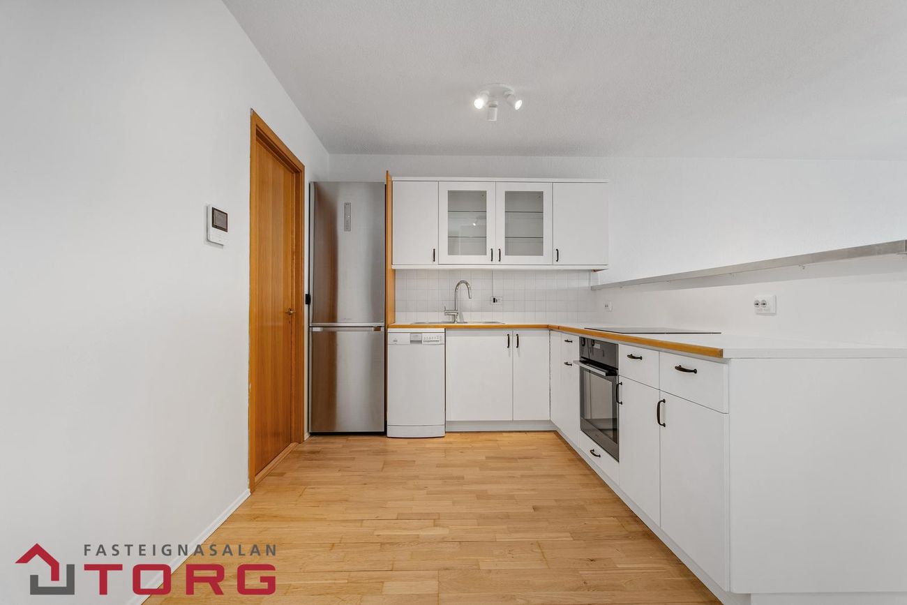 Langamýri 20, 210 Garðabær