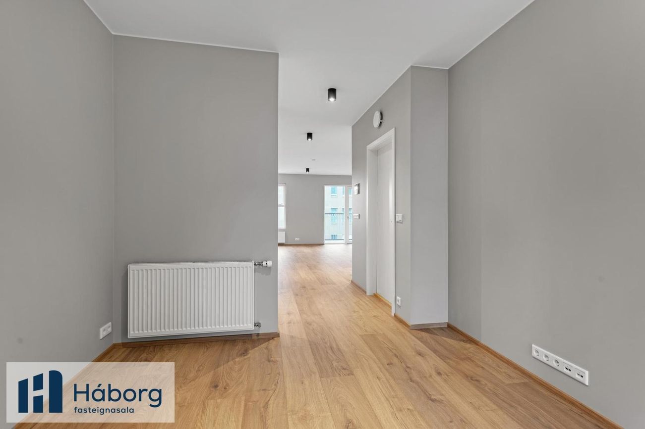 Arkarvogur 8, 104 Reykjavík