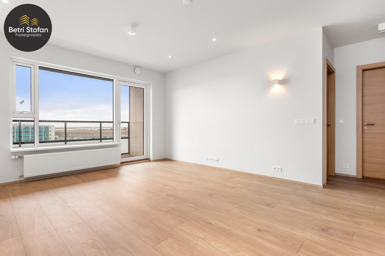 Fálkahlíð 5 - 0325, 102 Reykjavík