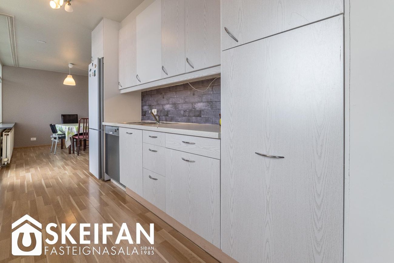 Háengi 8 - 0301, 800 Sveitarfélagið Árborg