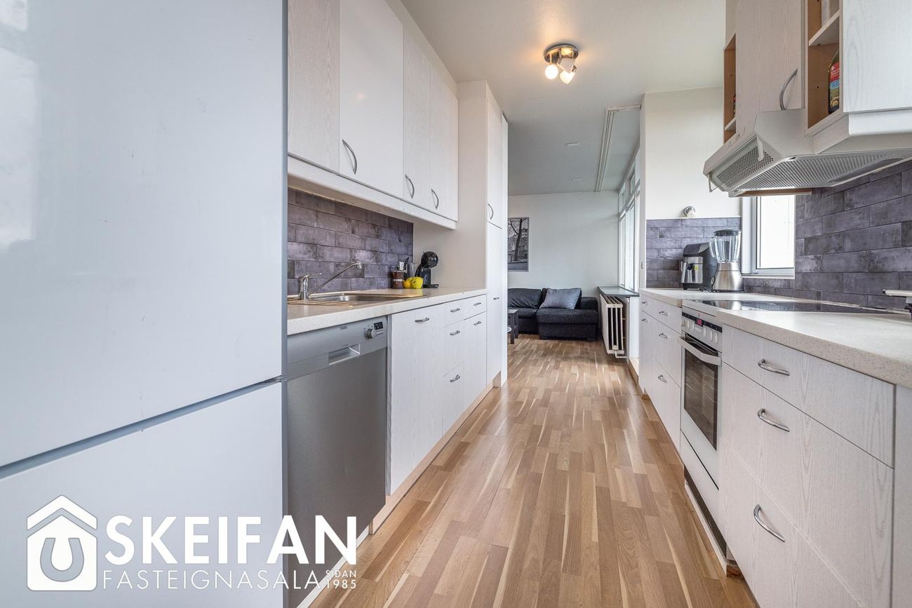 Háengi 8 - 0301, 800 Sveitarfélagið Árborg