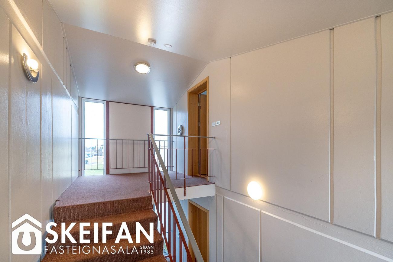 Háengi 8 - 0301, 800 Sveitarfélagið Árborg