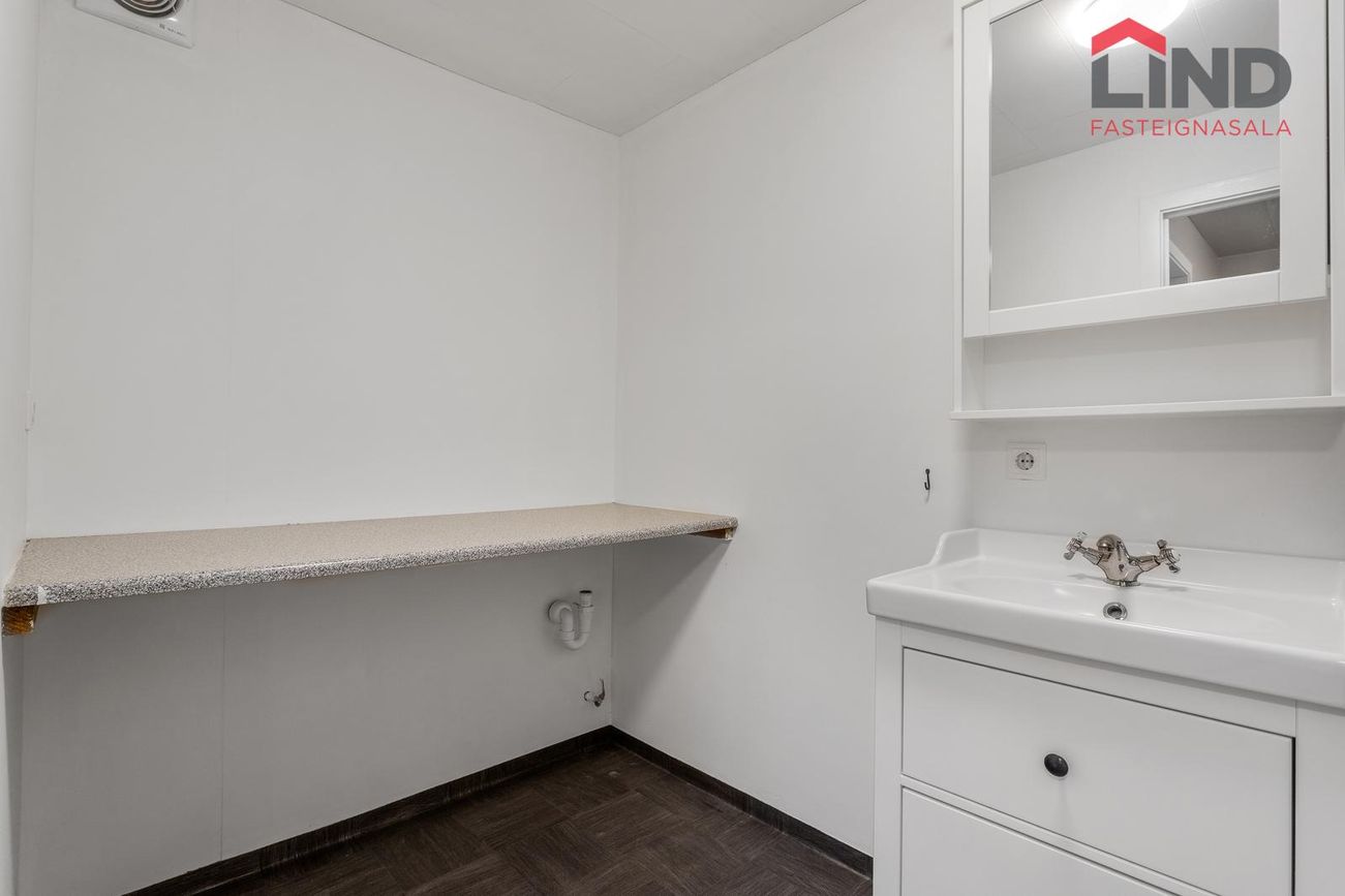 Blesugróf 4 - 0001, 108 Reykjavík