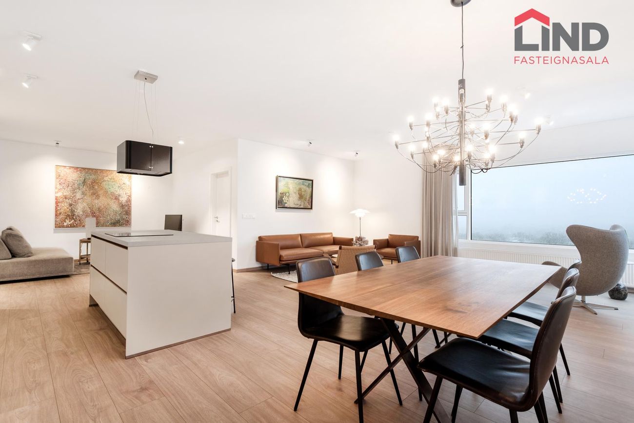 Urriðaholtsstræti 11 - 0102, 210 Garðabær