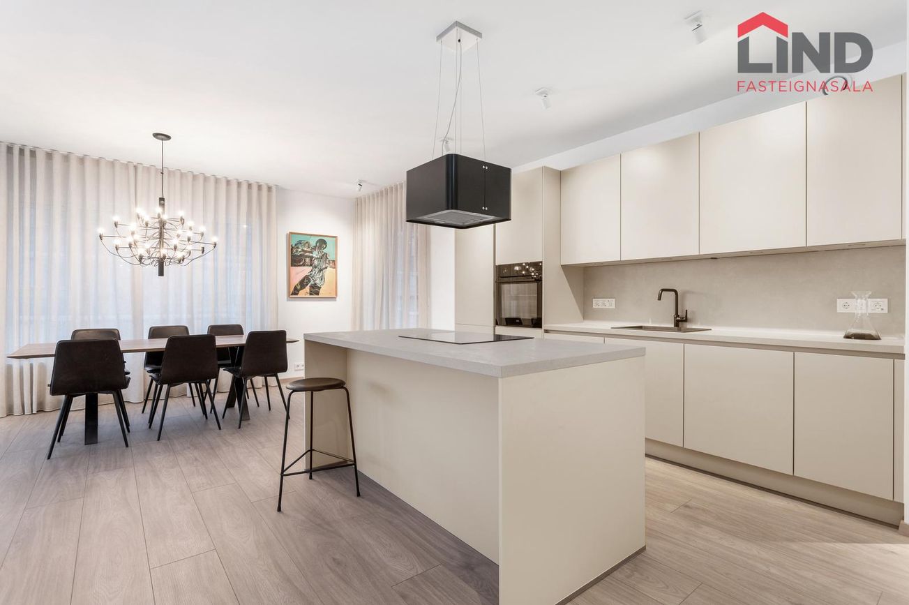 Urriðaholtsstræti 11 - 0102, 210 Garðabær