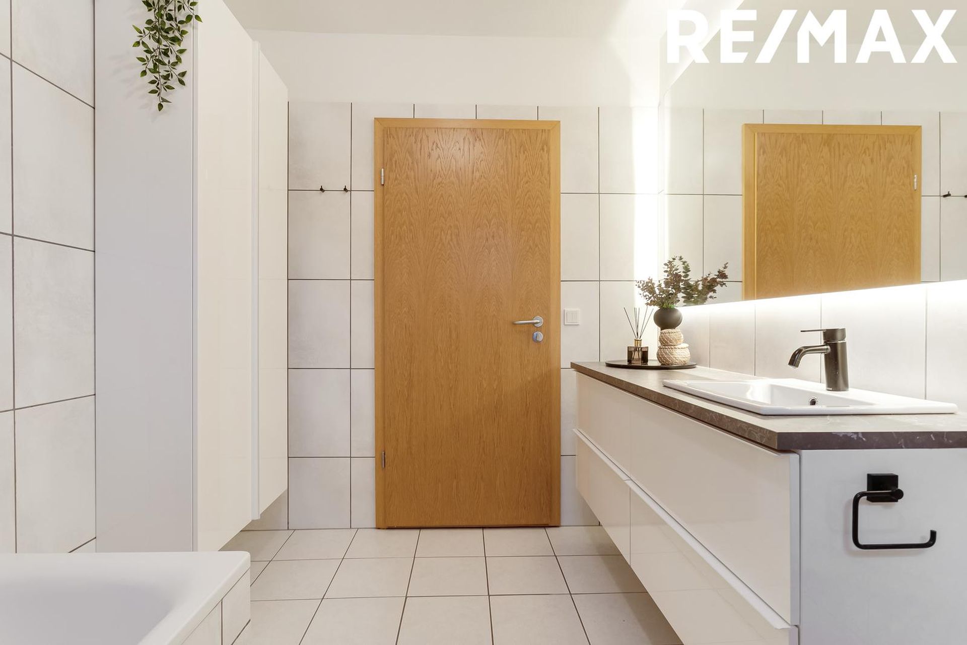 Þórðarsveigur 30, 113 Reykjavík