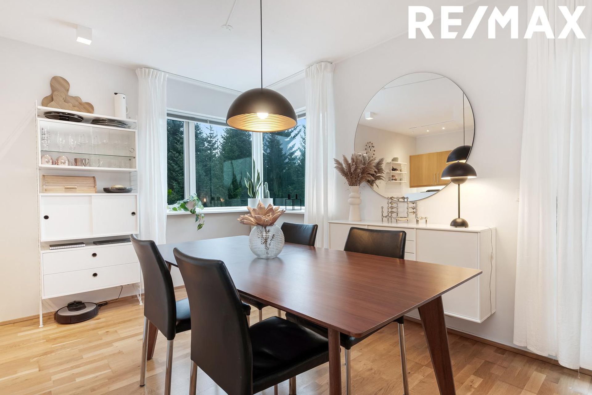 Þórðarsveigur 30, 113 Reykjavík