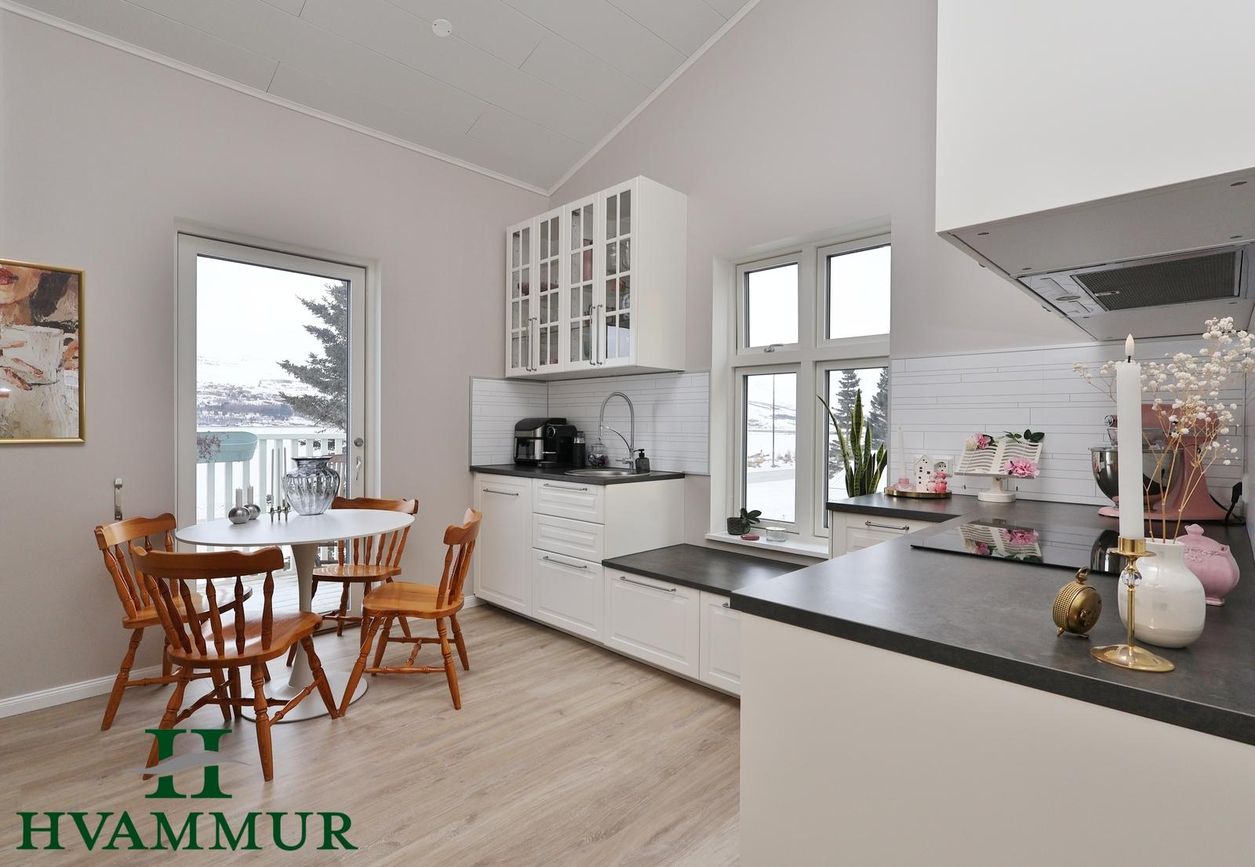 Hafnarstræti 36 - 0201, 600 Akureyri