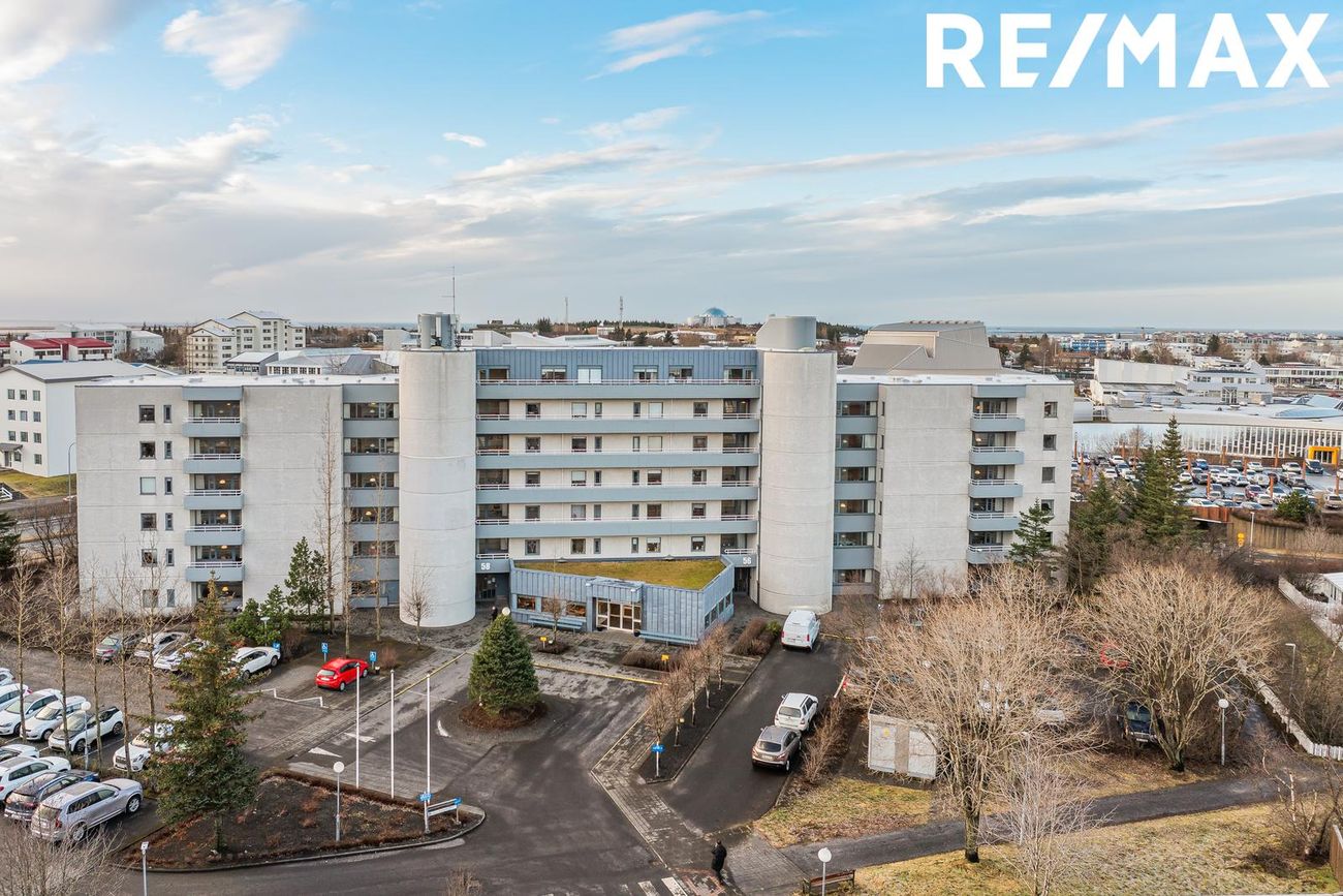 Hvassaleiti 58, 103 Reykjavík