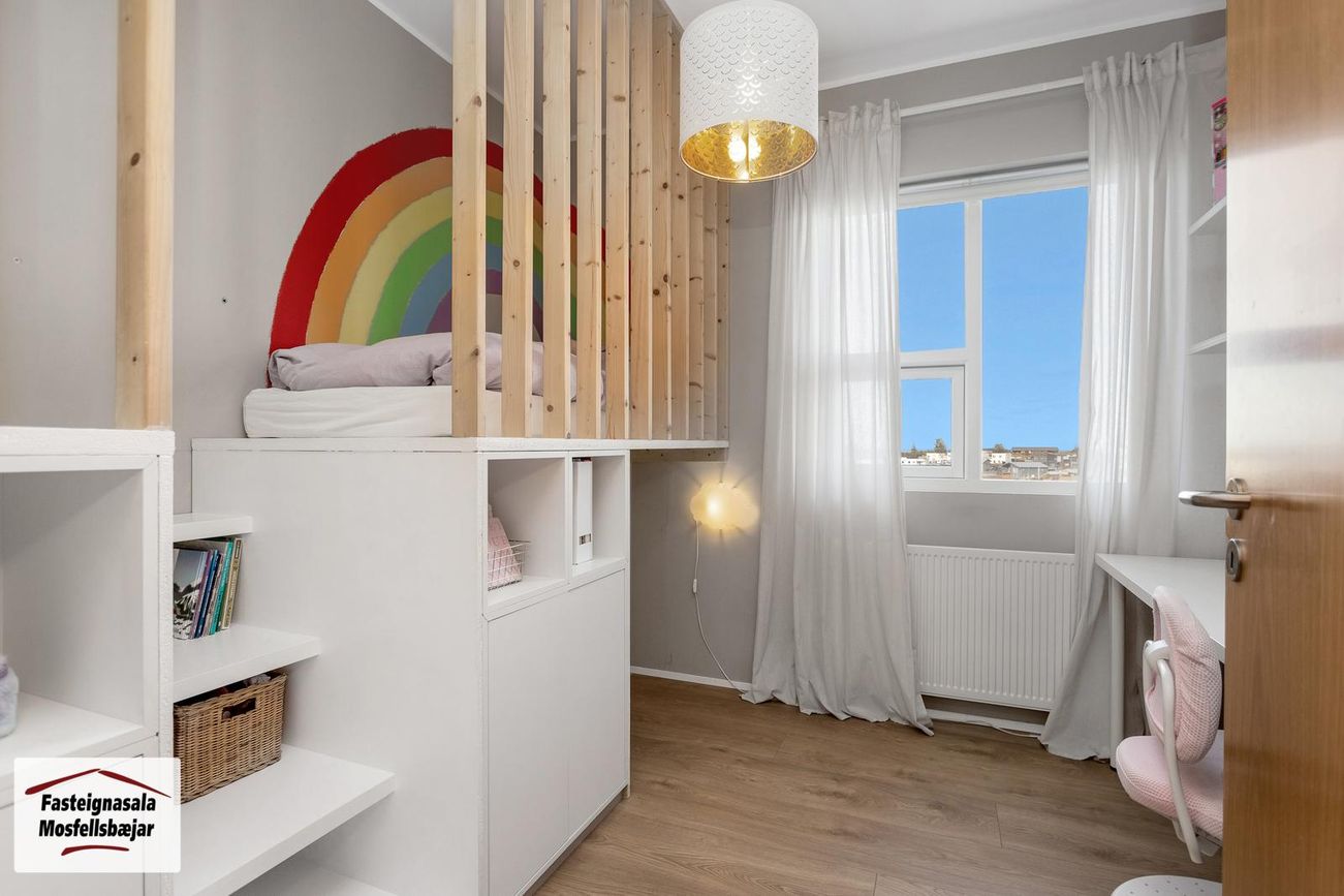 Vefarastræti 7-9, 270 Mosfellsbær