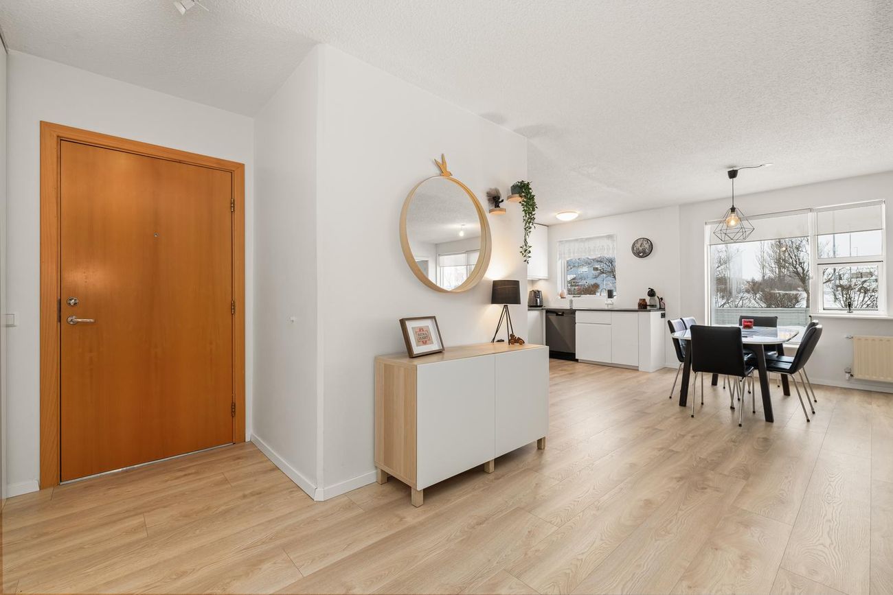 Eyrarholt 2, 220 Hafnarfjörður