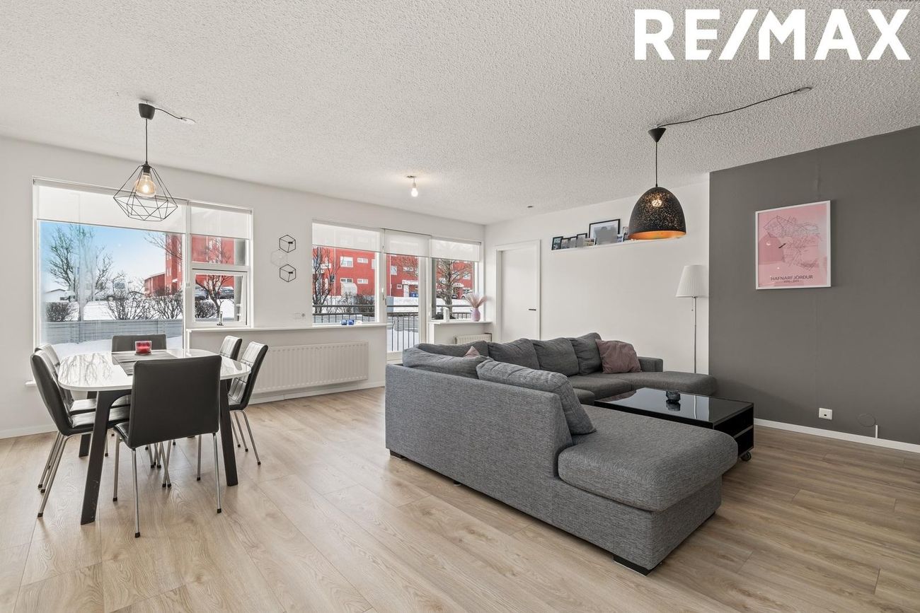 Eyrarholt 2, 220 Hafnarfjörður
