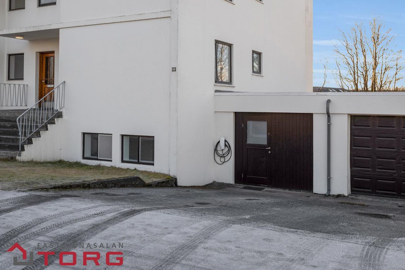 Gnoðarvogur 48 - 0201, 104 Reykjavík