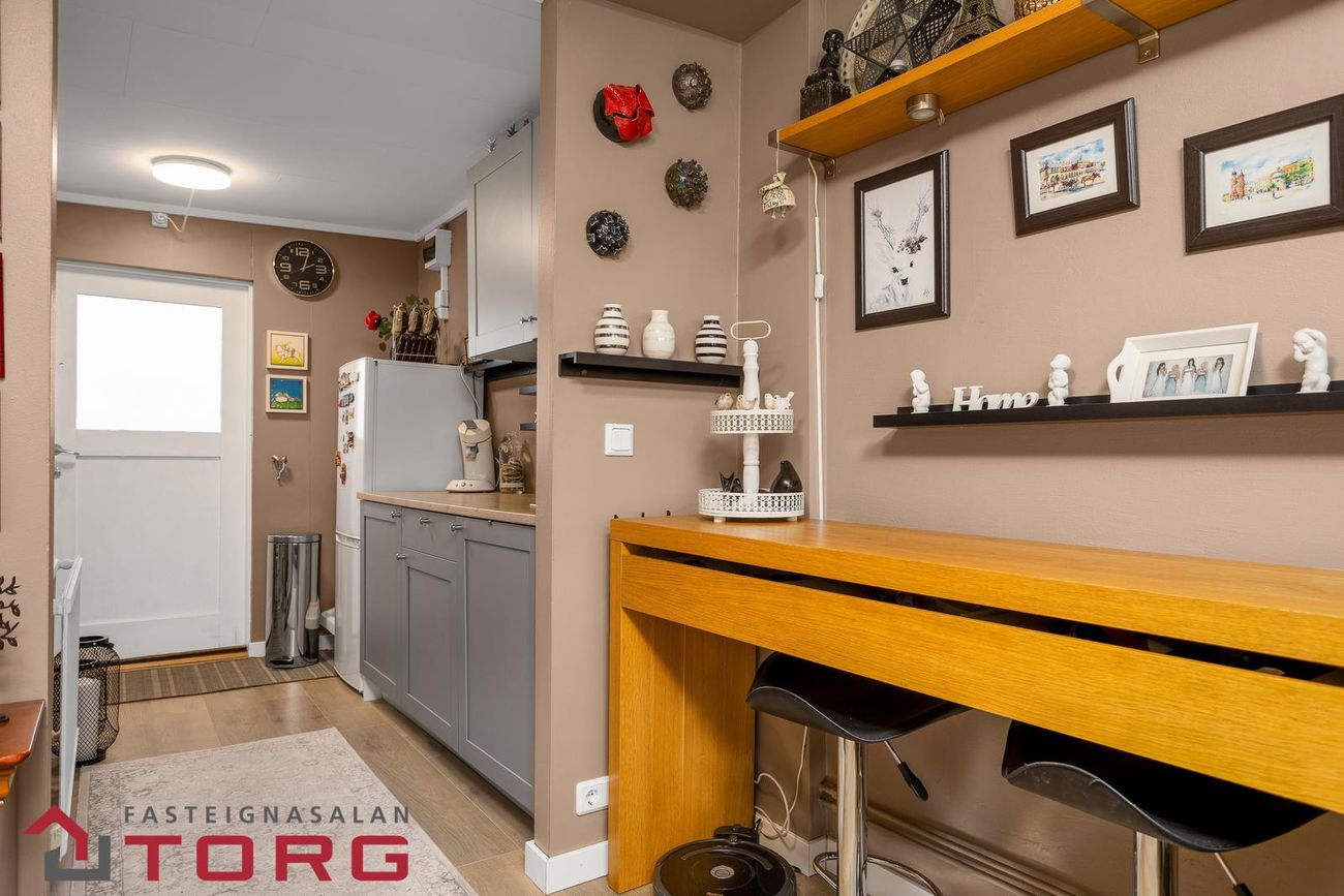 Gnoðarvogur 48 - 0201, 104 Reykjavík