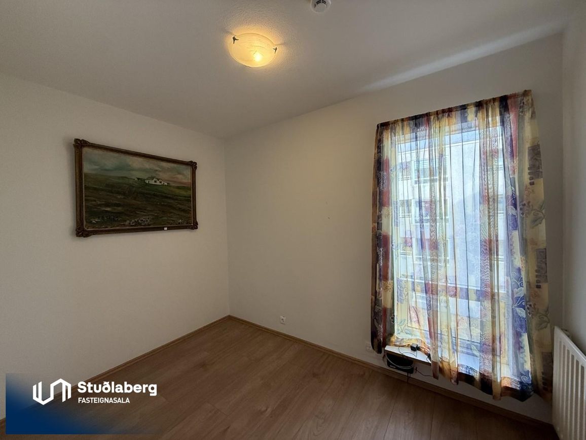 Kirkjuvegur 1, 230 Reykjanesbær