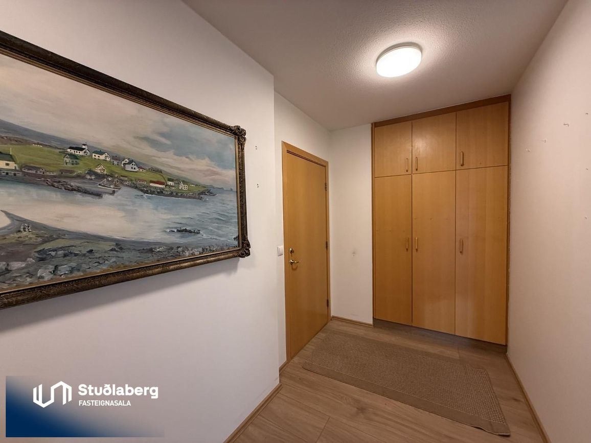 Kirkjuvegur 1, 230 Reykjanesbær