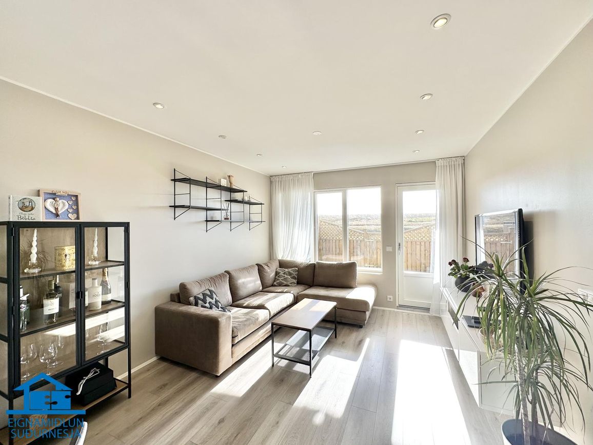 Engjadalur 8, 260 Reykjanesbær